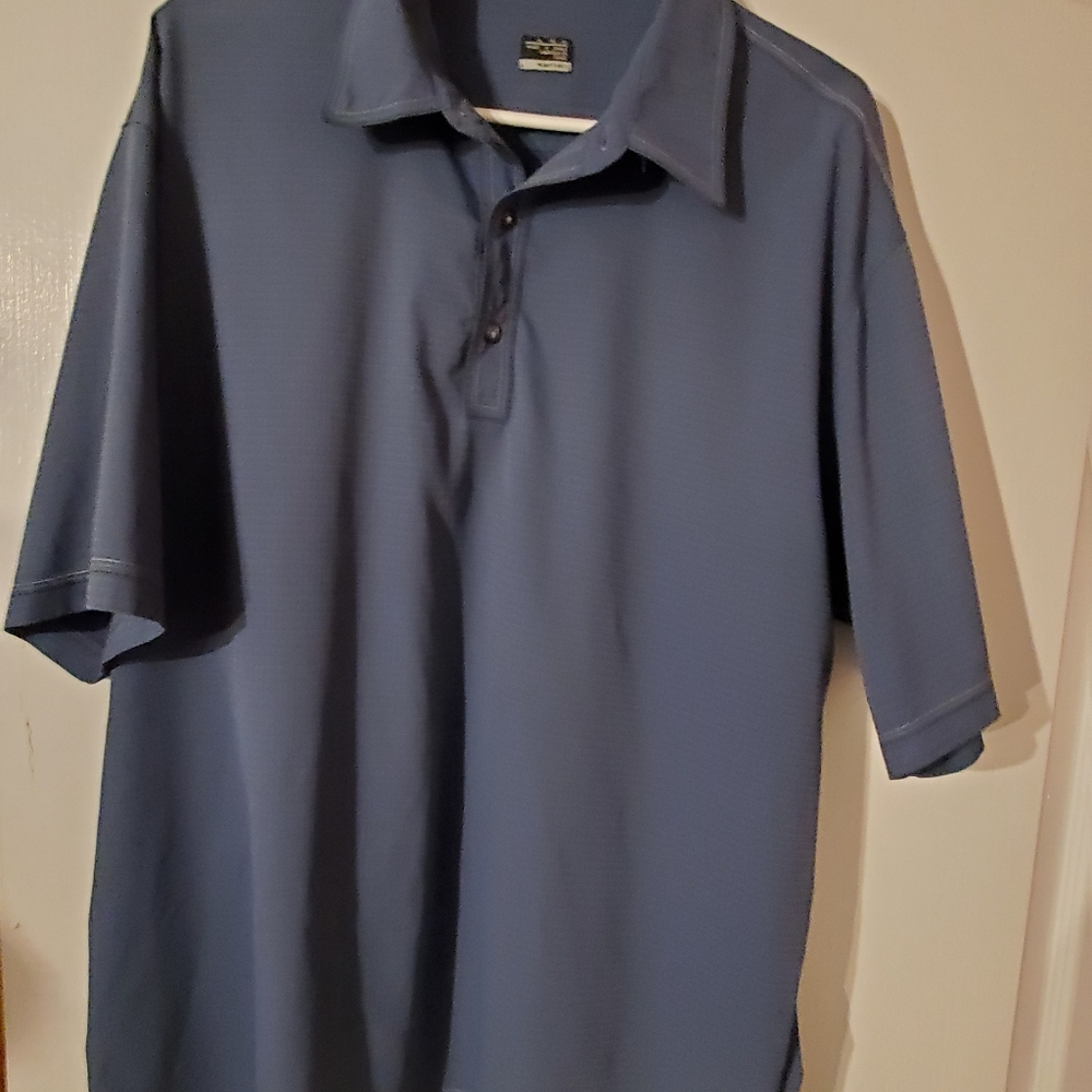 Men's Tiger Woods short sleeve shirt